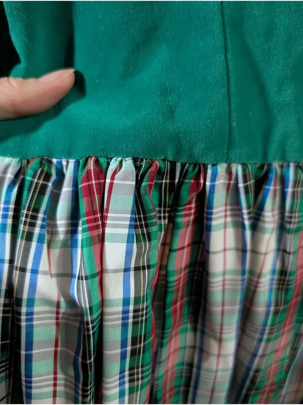 Christmas special! Green Long Sleeve Dress w/Plaid Skirt & Bow Detail Small